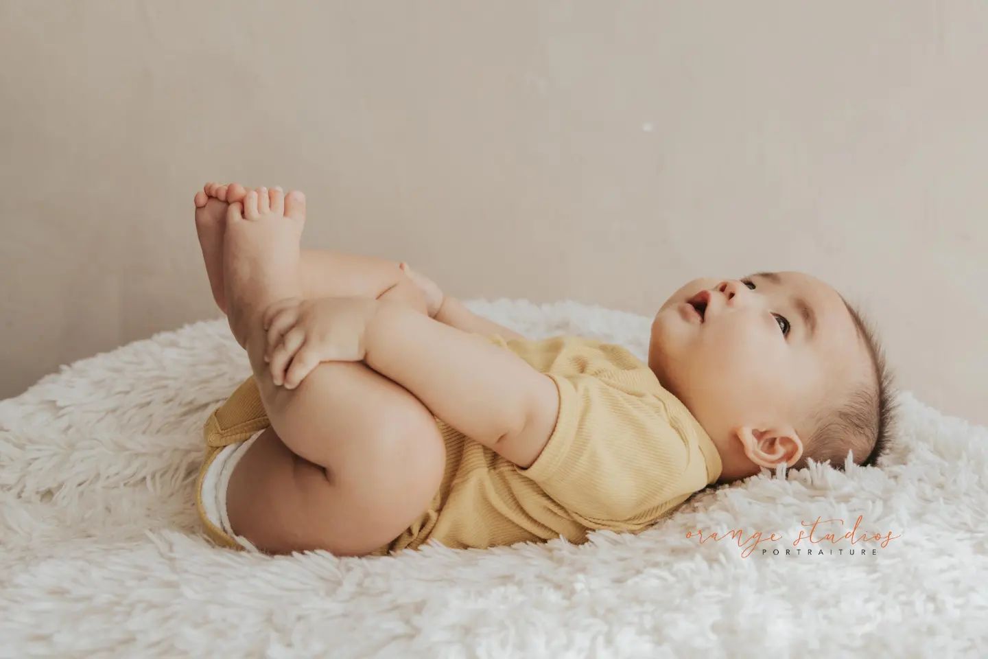 满月 (Full Moon) Newborn Photography in Singapore
