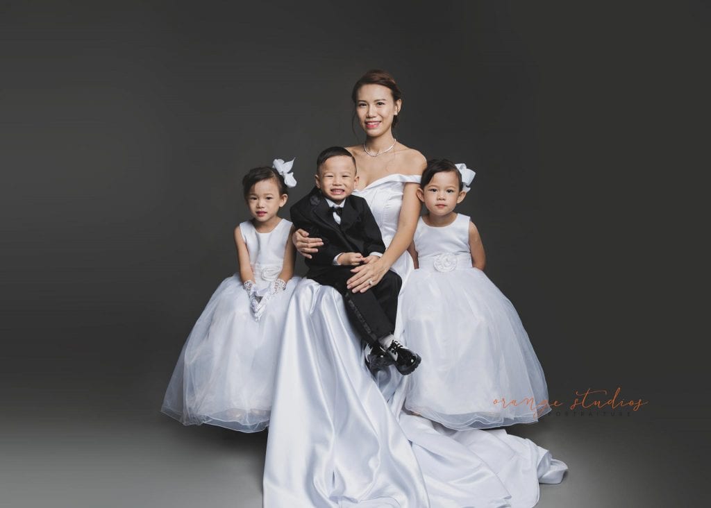 korean style family portraits in singapore studio