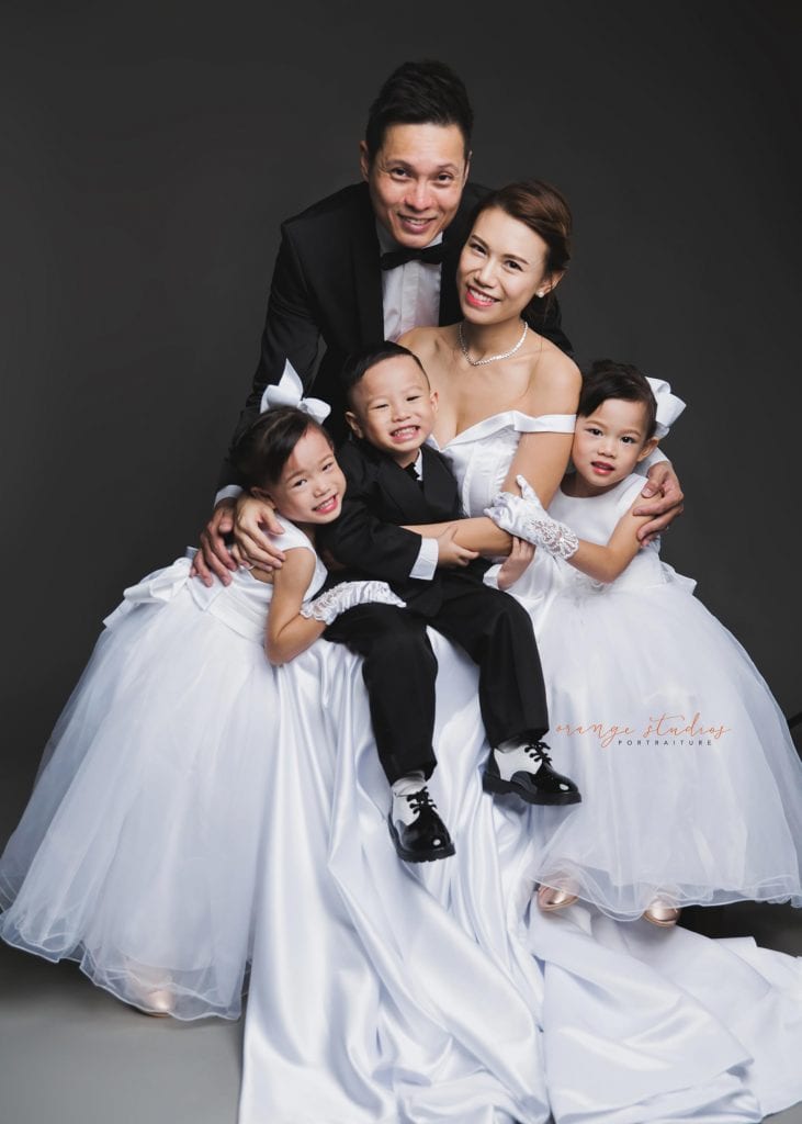 korean style family portraits in singapore studio