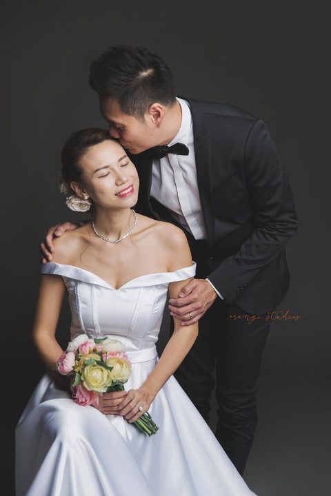 korean style family portraits in singapore studio