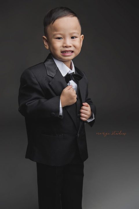 korean style family portraits in singapore studio