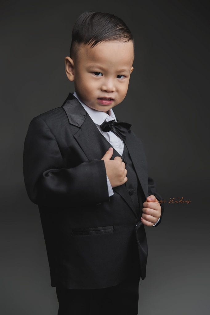 korean style family portraits in singapore studio