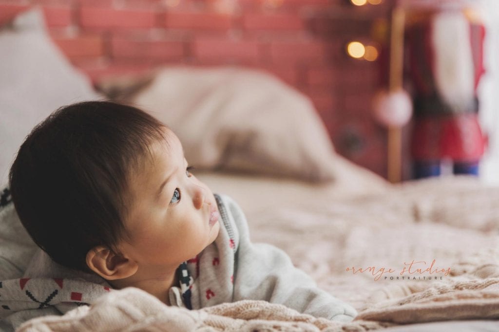 baby christmas photoshoot in singapore studio