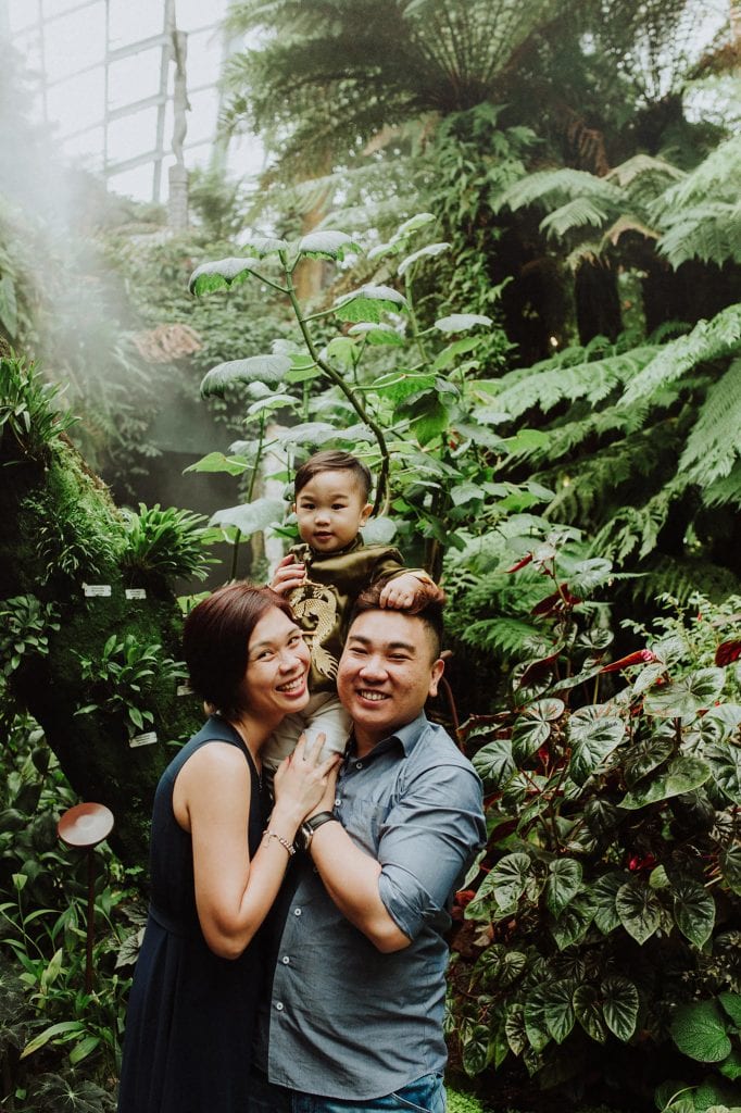 family portraits in singapore gardens by the bay