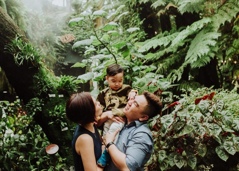 family portraits in singapore gardens by the bay
