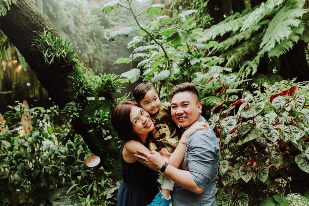 family portraits in singapore gardens by the bay
