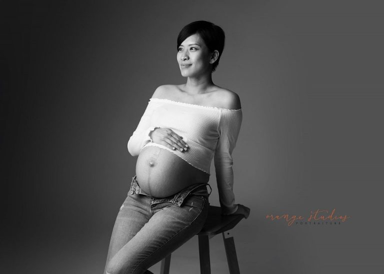 black and white maternity portraits in singapore studio