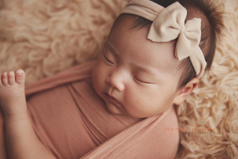 6 weeks old baby girl newborn portraits in singapore studio