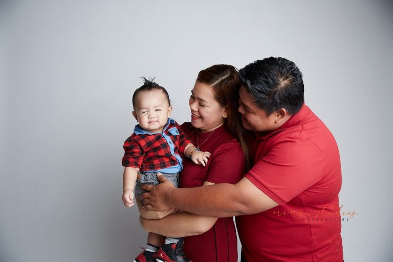 family portraits in singapore studio