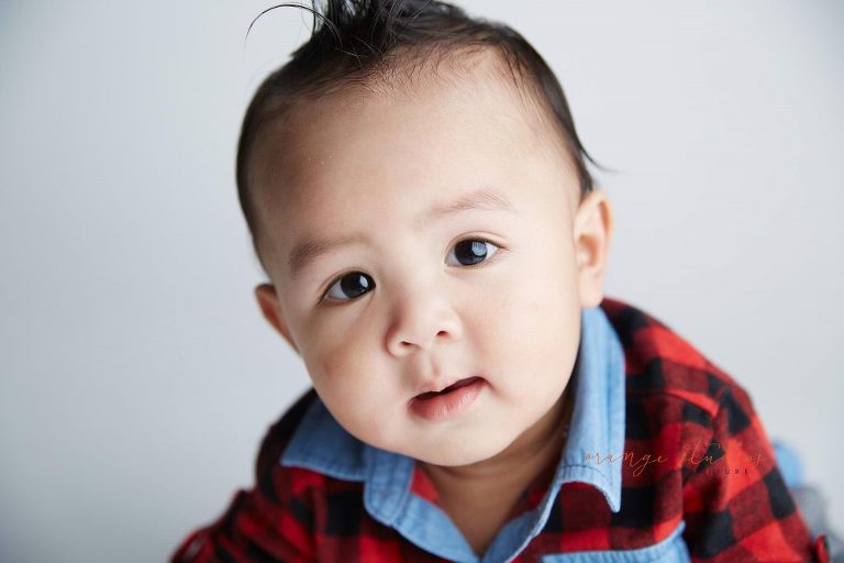 8 months old cute baby boy portraits in singapore studio
