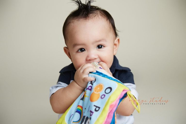 8 months old cute baby boy portraits in singapore studio