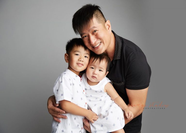 dad and children family portraits in singapore studio