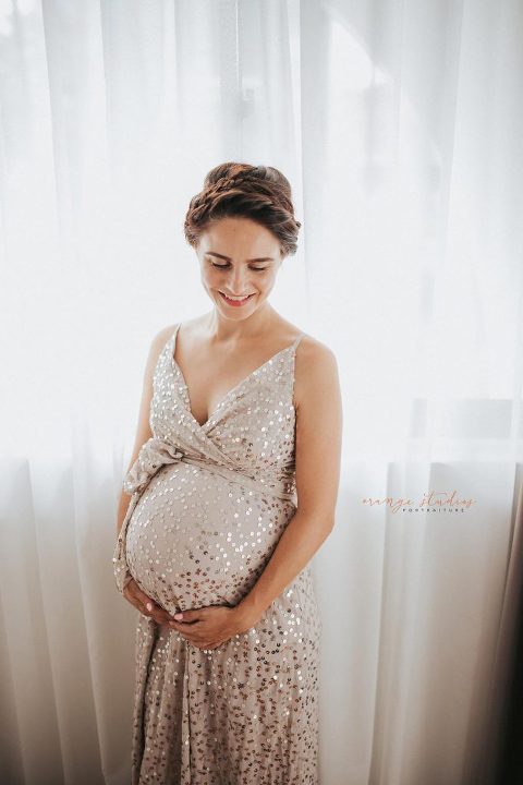 maternity portraits at home in singapore
