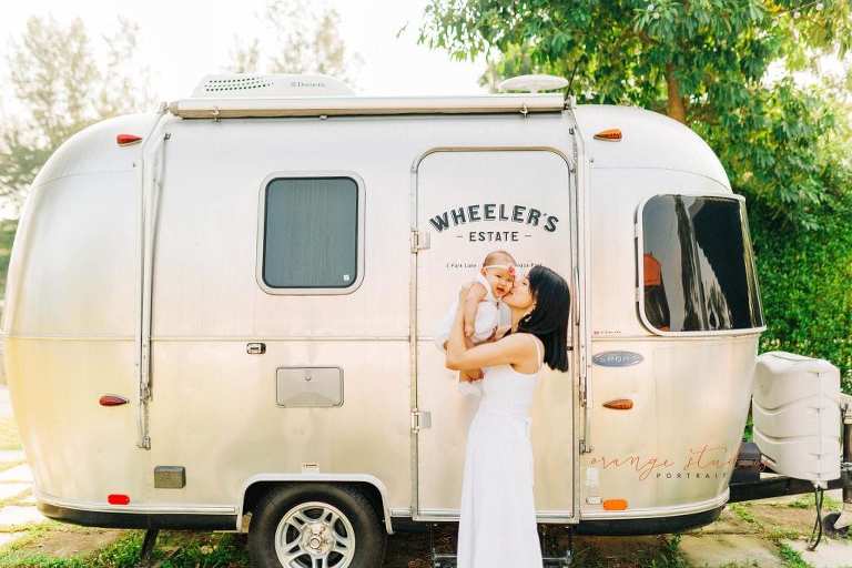 mum and baby family portraits at wheeler's estate singapore