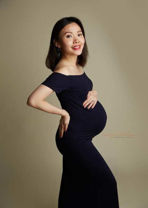 maternity portraits in singapore studio