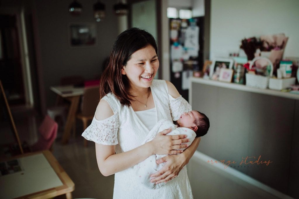 mum and newborn baby fresh 48 photoshoot at home