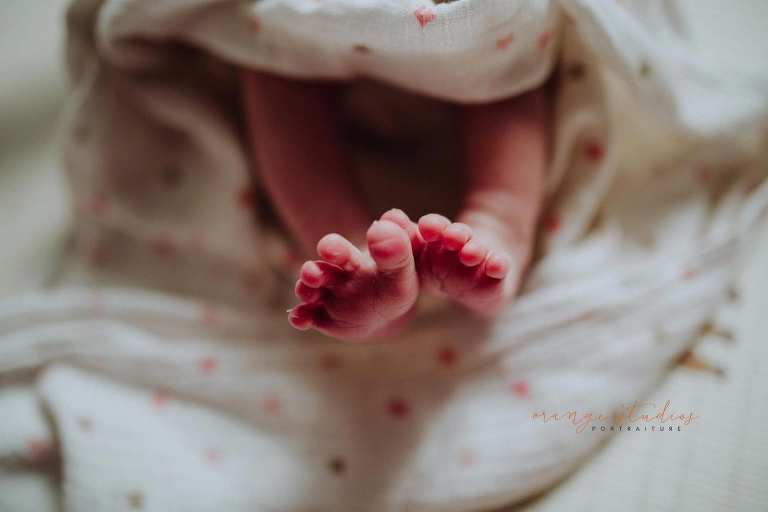 newborn baby little feet fresh 48 photoshoot at home