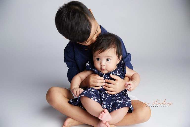 kids siblings portraits in singapore studio