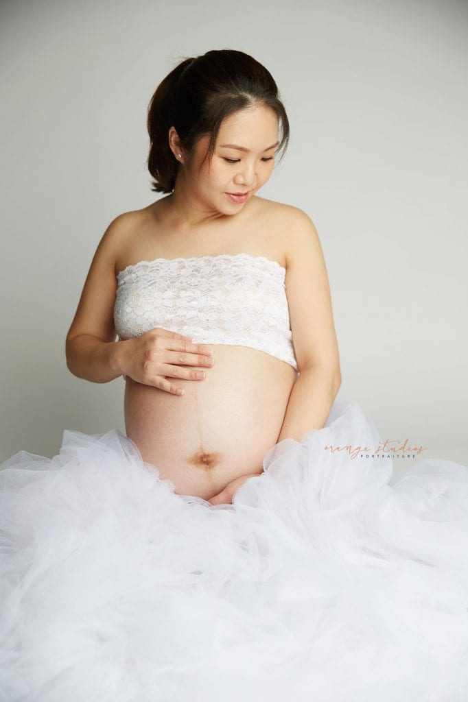 maternity portraits in singapore studio