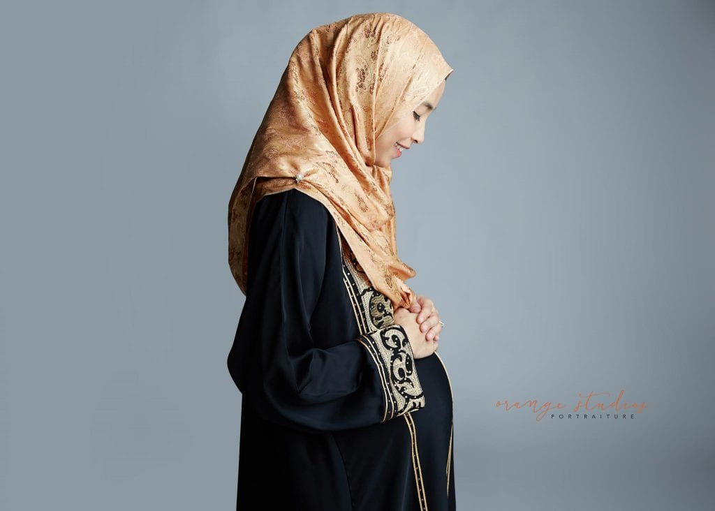 malay muslim maternity portraits in singapore studio