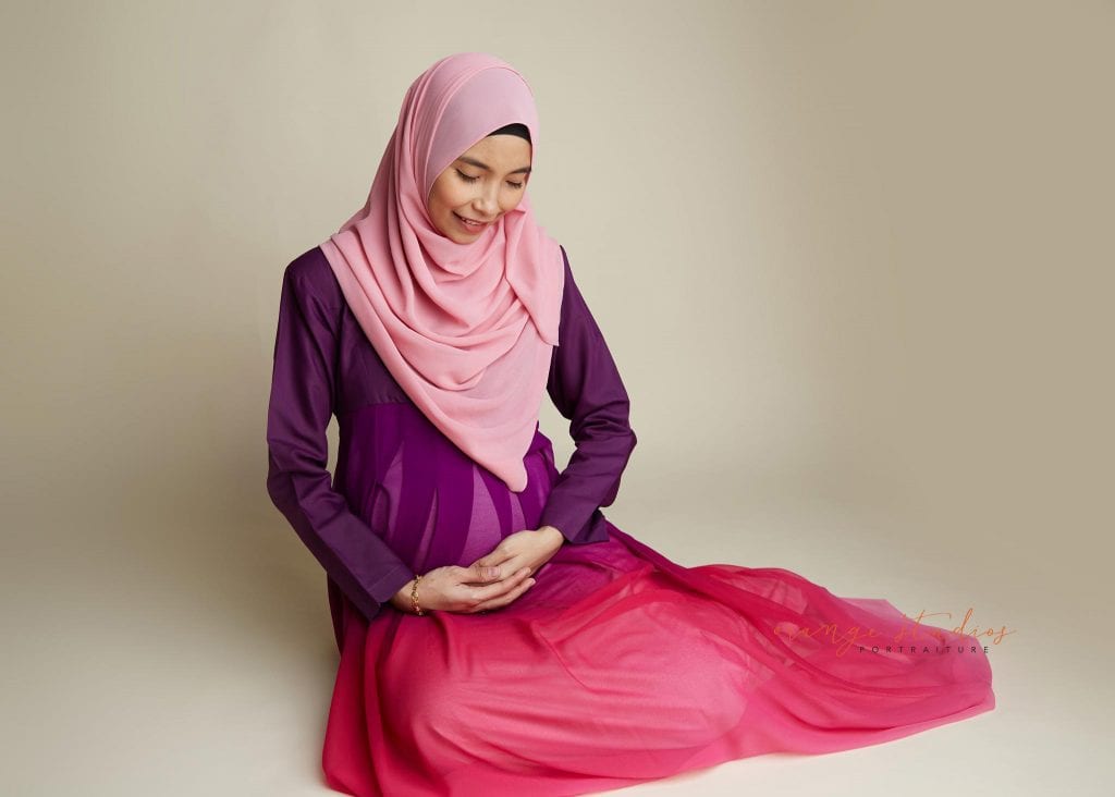 malay muslim maternity portraits in singapore studio