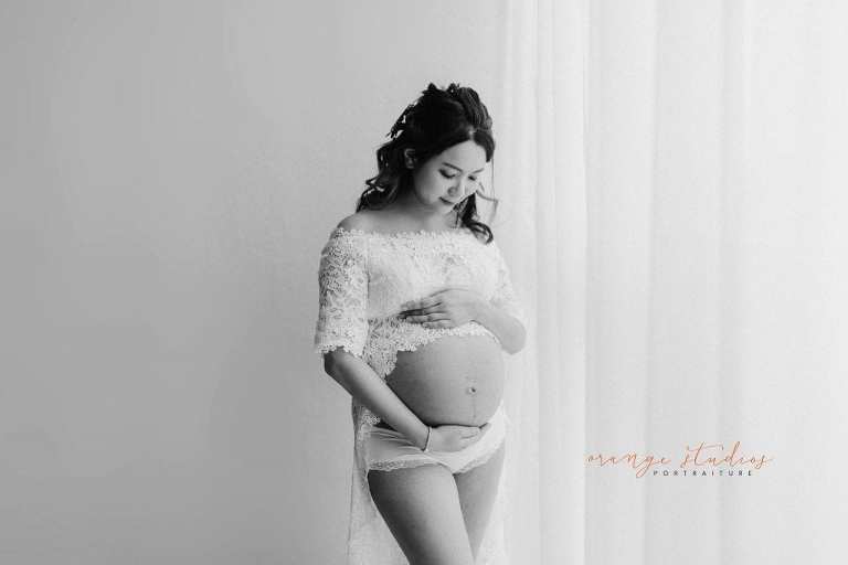 Mummy-to-be J  Maternity Photography - Orange Studios