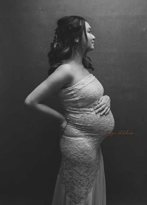 black and white maternity portraits in mermaid gown in singapore studio