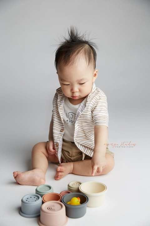 1 year old baby boy portraits in singapore studio
