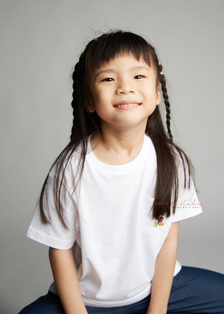 little girl kids portraits in singapore studio